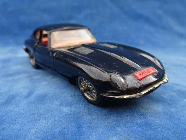 JOLI ! NOREV 1:43 Jaguar Type E N° 156 - A Reparer EUR 14,00 - FR