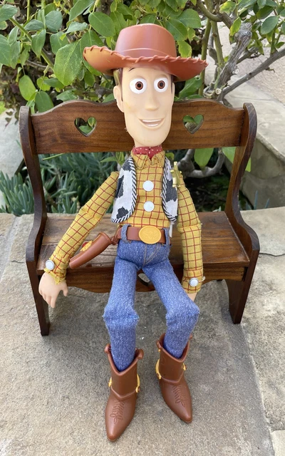 Woody doll deals thinkway toys