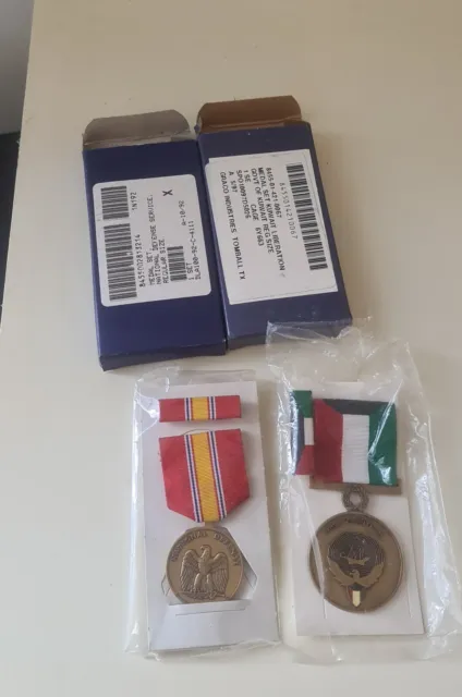 Two Usa Boxed Defence Medal And Kuwait Medal/