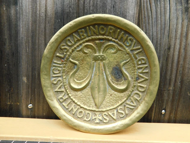 Cendrier ou vide-poche en bronze signé M. Le Verrier / fleur de lys