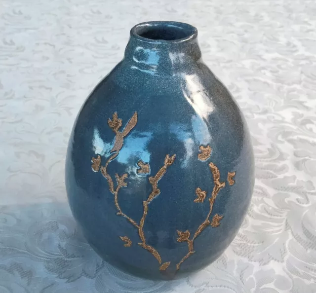 Sally Armstrong Australian Studio Pottery Vase Japanese Gardens Cowra