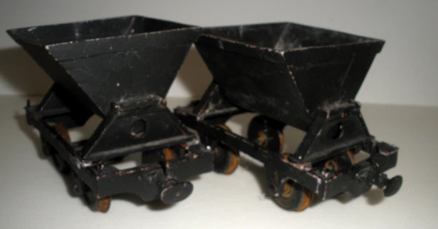 Mamod  Live Steam O Gauge compatable all Metal  2x Hopper wagons  rolling stock