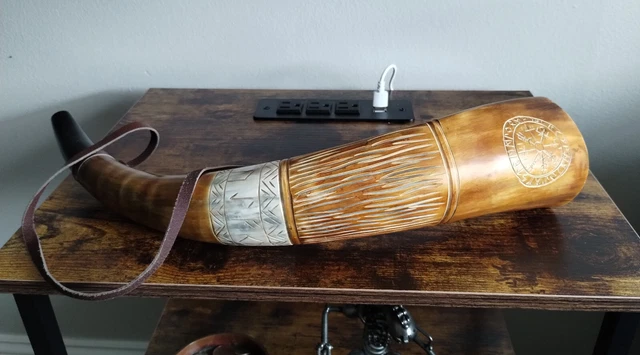 17& VIKING WAR Horn Battle Trumpet Hand Engraved Blow Horn Norse $20.50
