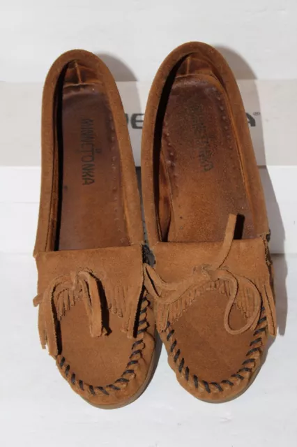 Minnetonka 403 Kilty Moc Hardsole Dusty Brown Suede Moccasins Women's 8 Shoes