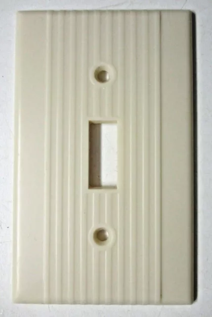 Leviton 1950s Art Deco Ribbed Lines Ivory Bakelite Switch Plate Wall Cover 1 MCM