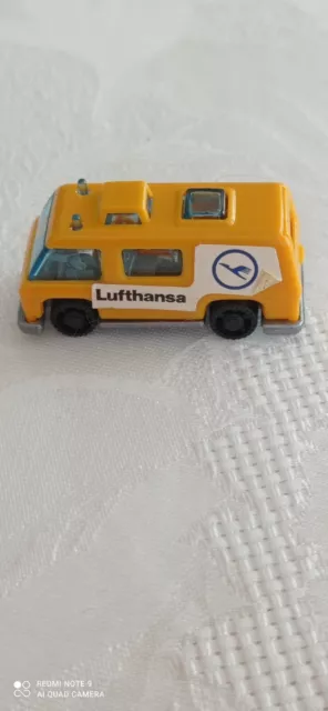 Figurine KINDER ancien MONTABLE