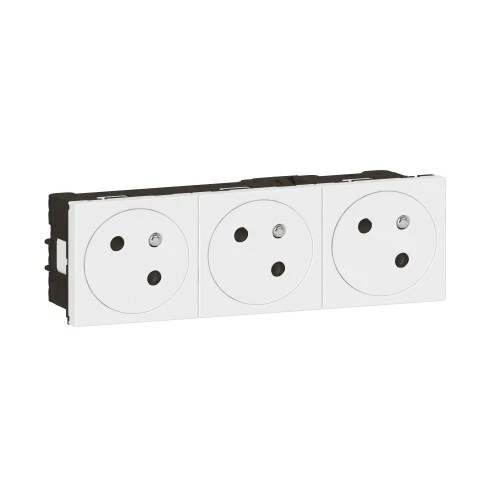 Prise de courant - 3 x 2P+T à 45° - bornes auto LEGRAND