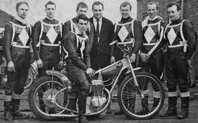 Newcastle Diamonds 1968 Speedway Team Photograph