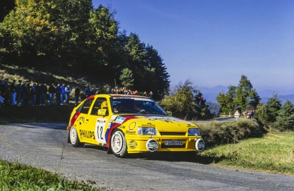 Photo Ancienne Rallye Borja Moratal Alfredo Rodríguez Peugeot 309, Catalogne, Années 90