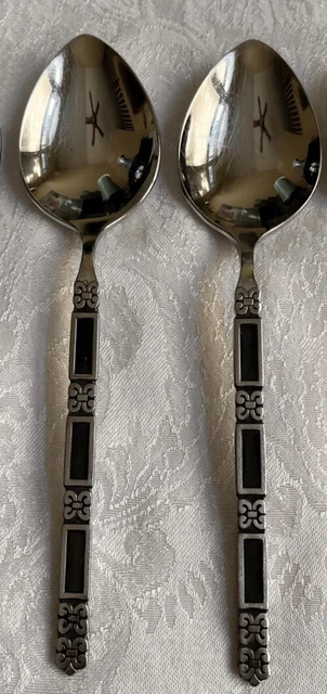 Oneida Community Madrid Black Accent Stainless Flatware 2 Soup Spoons