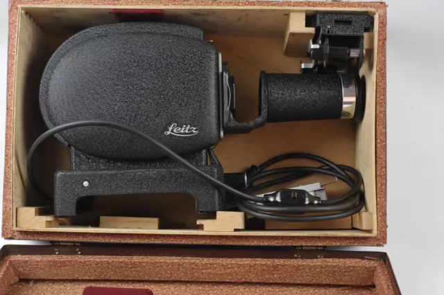 Leica E Leitz Wetzlar Parvo II Slide Projector with Hector 12 cm lens