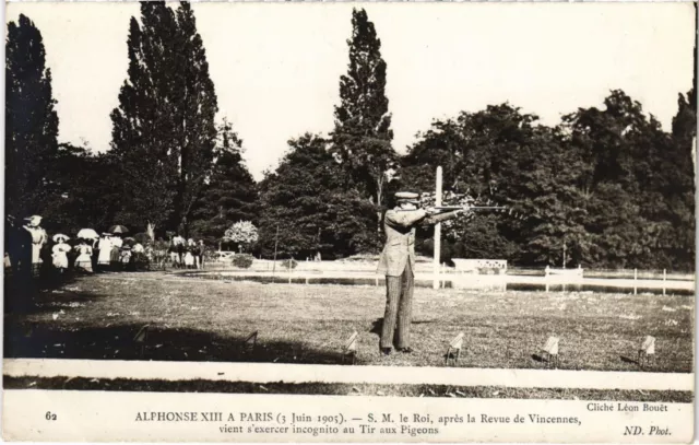 CPA AK Vincennes Alphonse XIII a Paris, SM le Roi FRANCE (1283112)
