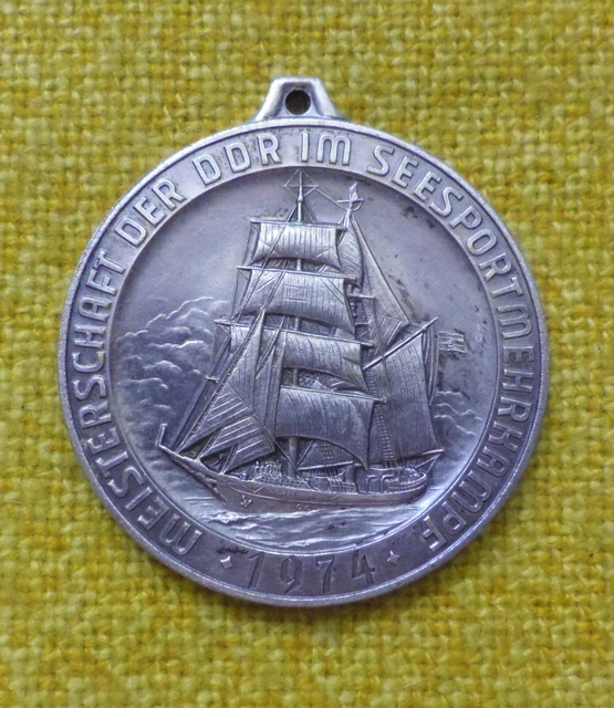 DDR MEDAILLE Meisterschaft der DDR im Seesport Mehrkampf 1974