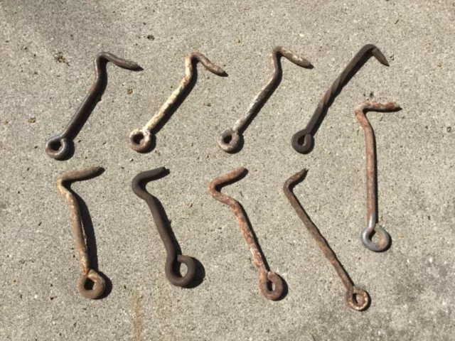 ANTIQUE VINTAGE LOT of 9 HAND FORGED TWISTED GATE BARN HOOK LOCK 5”, 5 1/2”, 6”
