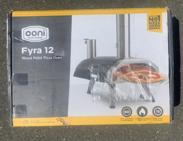 ooni Fyra 12 Wood Fired Outdoor Pizza Oven(used)