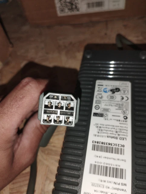 Équipements professionnels Bloc d'alimentation original microsoft xbox x800925-1