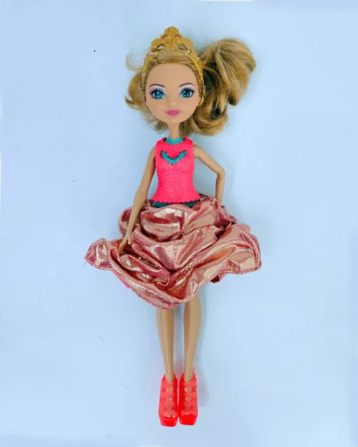 Boneca Ever After High - Primeiro Capítulo - Ashlynn Ella Cjt36 - MP  Brinquedos