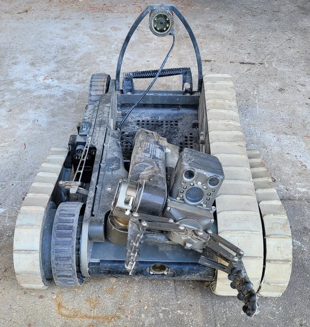iRobot Military Stair Climbing Robot Drone with Gripper, Cameras as is iRobot Military Stair Climbing Robot Drone with Gripper, Cameras as is