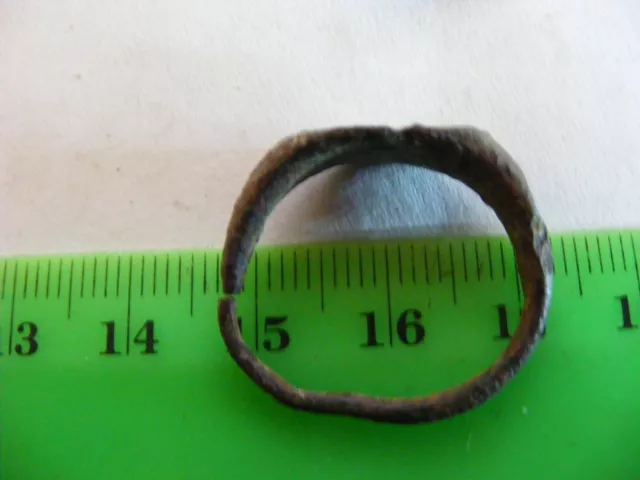 Ancient Roman bronze(or iron?) Ring,  20mm inside... Interesting design..(0-3)