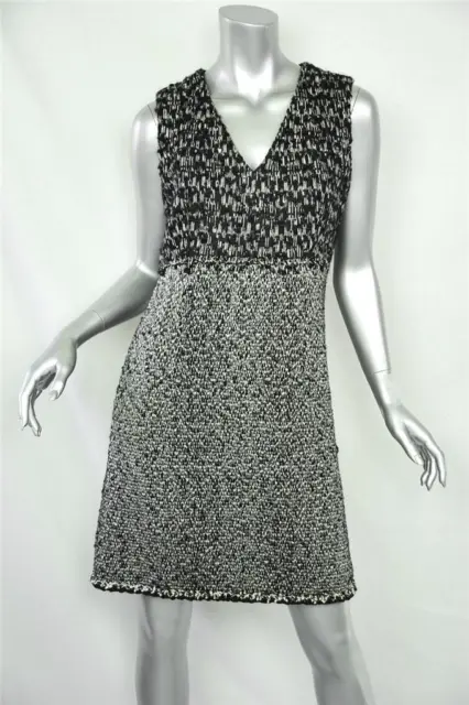 CHANEL BLACK+WHITE SLEEVELESS V-Neck Boucle-Knit TWEED DRESS Metallic Trim  8/40 $475.00 - PicClick