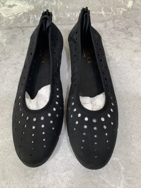 Sesto Meucci Women's Size 7M Black Perforated Leather Flats Zipper Back  New