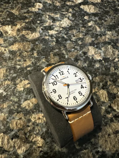 Shinola Runwell 41mm Watch White Dial / Brown Leather Band