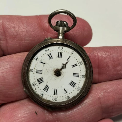Montre à Gousset Ancienne En Argent (laiton) Pour Femme, Gravée De Fleurs, Années 1900, Mouvement Mécanique