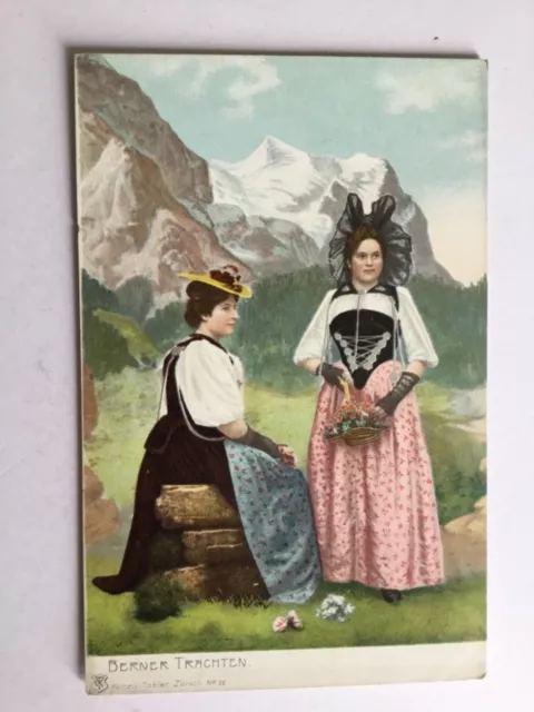 CPA Suissesses dans la montagne