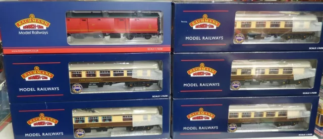 Collection Of Bachmann 00 Gauge Coaches - Choose From Drop Down Menu.