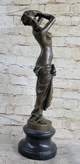 Chair Nue Posant Fille Jeune Femelle Femme Statue Statuette Fonte de Figurine