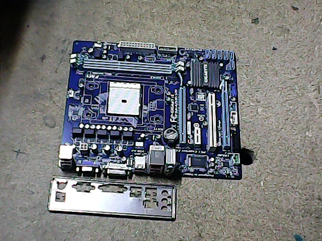 Carte Mère ECS A75M V 1.0 Socket FM2 - Occasion Fonctionnelle, Sans Plaque Arrière