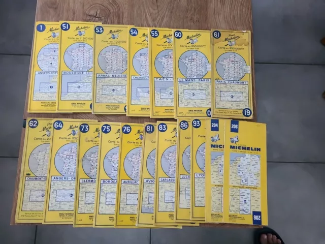 Lot de 18 cartes MICHELIN anciennes