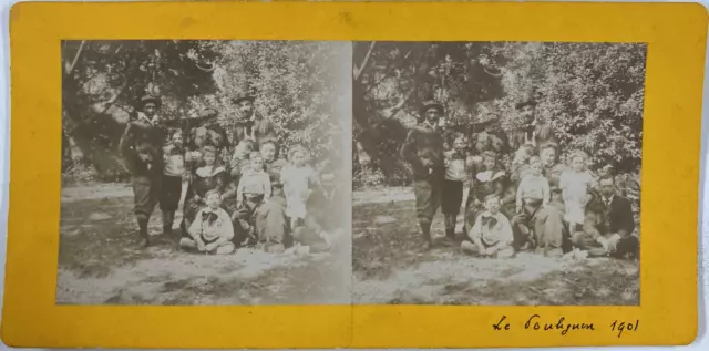 Stereo, France, Le Pouliguen, A Family in the Garden, 1901 Vintage Stereo ca