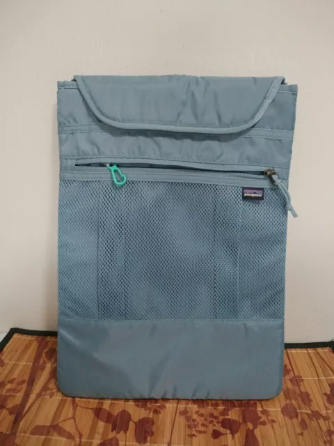 Patagonia Laptop & Tablet Sleeve 15'' padded mesh pockets Light Blue