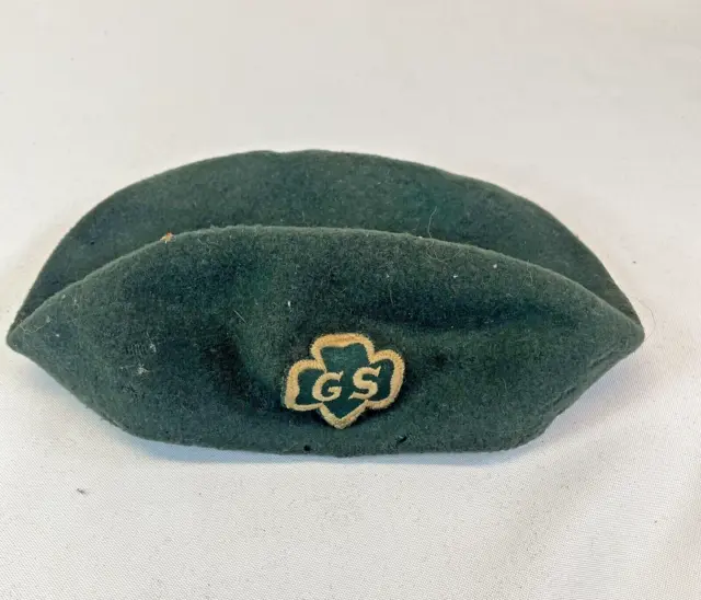 Vintage 1940's Girl Scout Beret Hat Green 100% Wool Cap Distinctive Logo