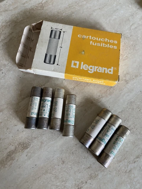 Boite De 7 Cartouches Type aM Legrand 13002 10,3x38. 2 A