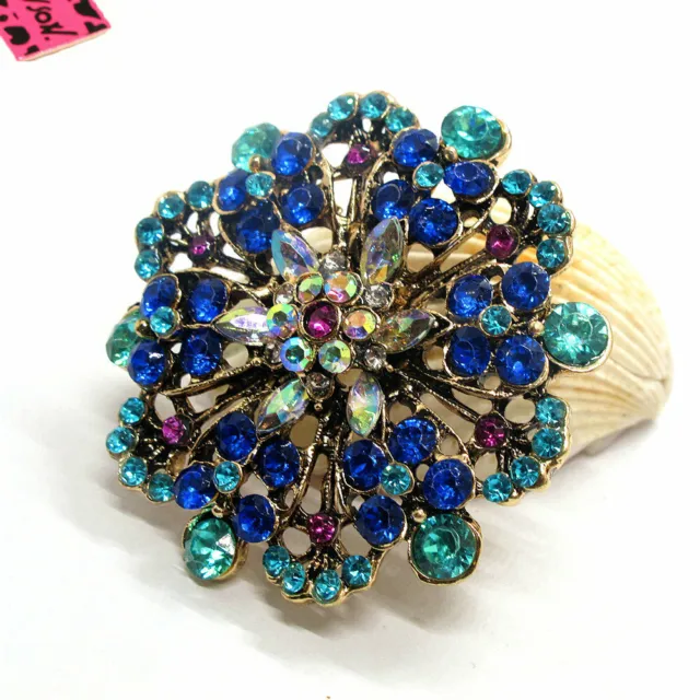Hot Betsey Johnson Blue Rhinestone Wreath Flower Crystal Charm Brooch Pin Gift