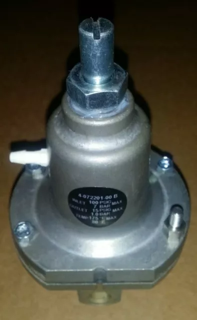 Puritan Bennett 4-072201-00 Regulator pressure oxygen REG1 + tube for 840