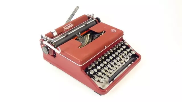 Maquina De Escribir Torpedo 18 Año 1950 Color Rojo Typewriter Screibmaschine