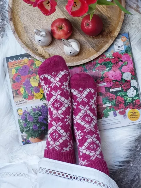 Handgestrickte Socken mit schönem Muster Gr. 39-42 Neu