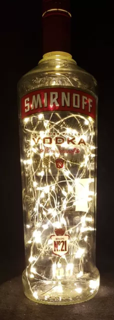 Smirnoff Vodka Flaschenlampe Lampe mit 80 LEDs Warmweiß Upcycling Geschenk Idee