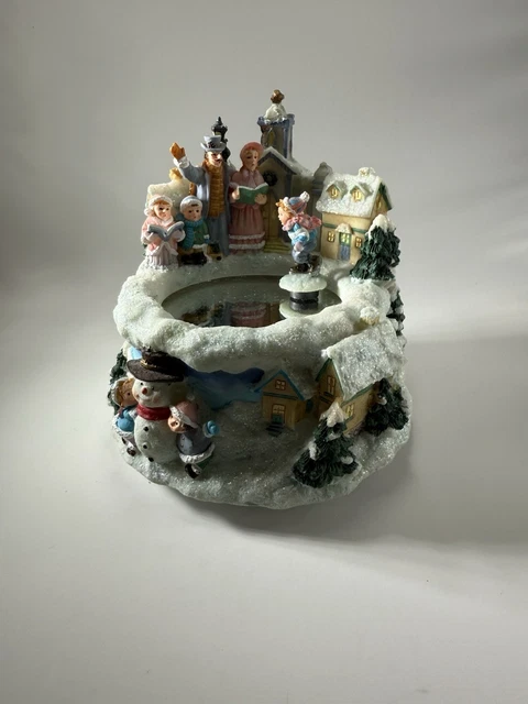 Boule à Neige Musicale San Francisco - Chalet D'hiver Avec Chant 'Douze Jours De Noël' - Hauteur 13 Cm - Cadeau De Noël Décoratif