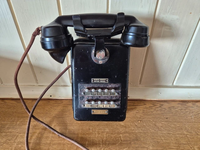 VINTAGE EARLY-MID 20TH Century Bakelite Wall Hung Telephone £52.69 ...