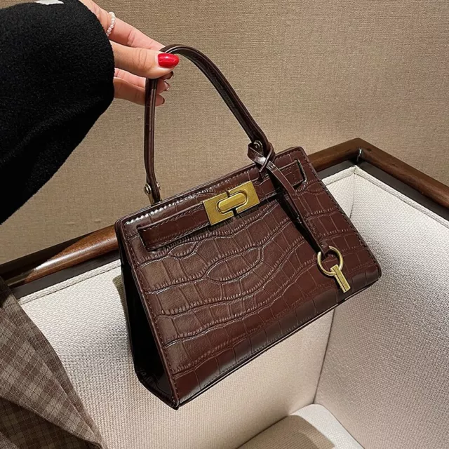 2023 New Fashion Texture Bag Female Bag Pattern Square Bag Shoulder Bag