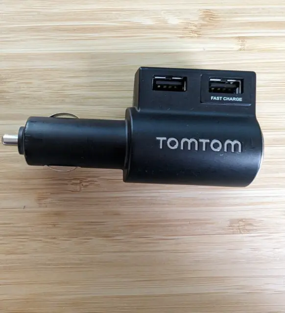 TomTom Fast Multi-Charger Schnelles Ladergerät PKW LKW Camper USB KFZ