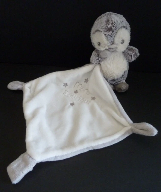 F8. Mon doudou peluche TEX BABY Bébé pingouin avec mouchoir gris blanc ETAT NEUF