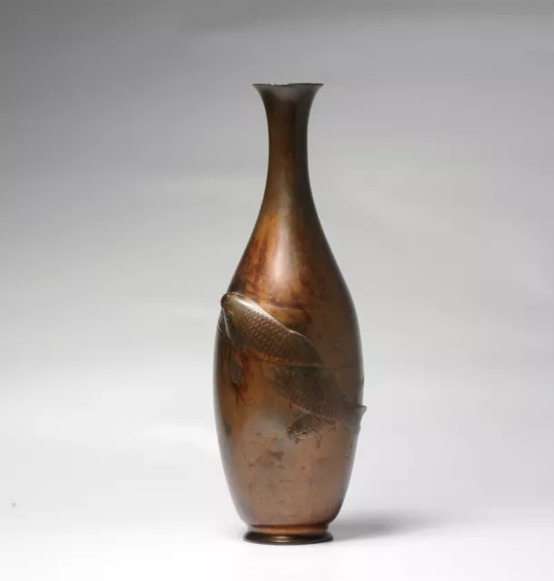 Antique Bronze Meiji Vase with Fishes and Mark 19th Century Shobun jyuhachi