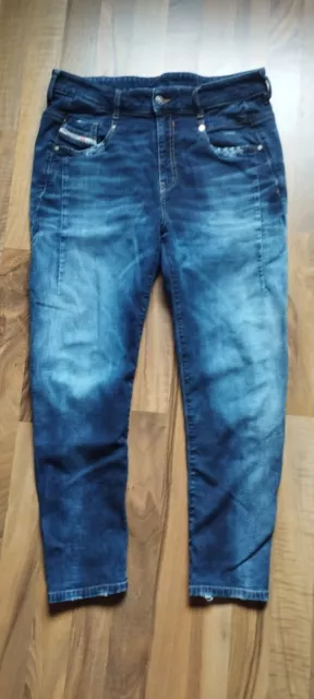 Diesel Jeans D-Fayza-Ne Jogg Jeans 069KD In Gr.W29,30 Blau Top 2