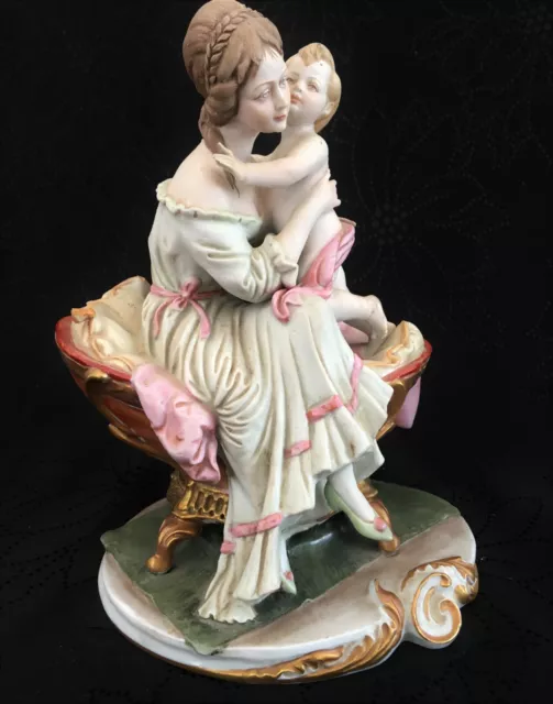 CAPODIMONTE KING'S PORCELAINE - SUPERBE MÈRE à l'ENFANT