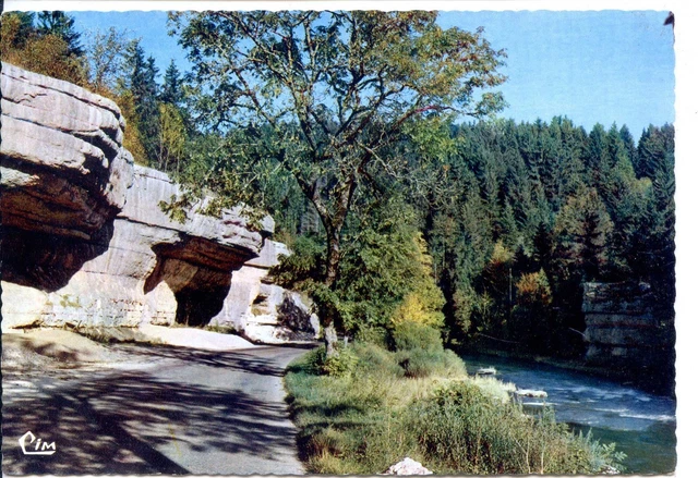 CP 25 DOUBS - La Vallée du Doubs - Le Défilé d'Entre Roches